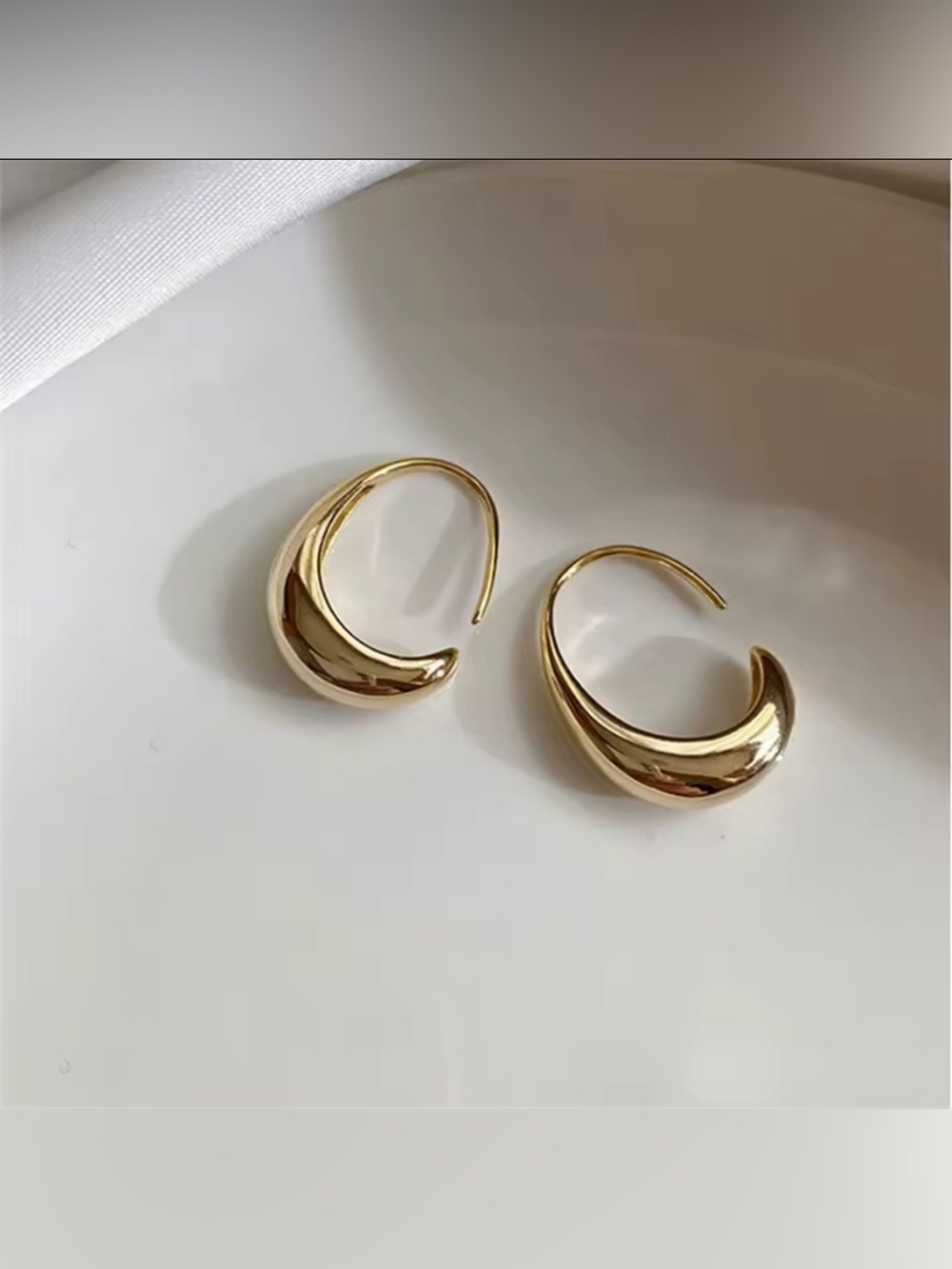 Vintage Statement Geometric Curved Gold Hoop Earrings